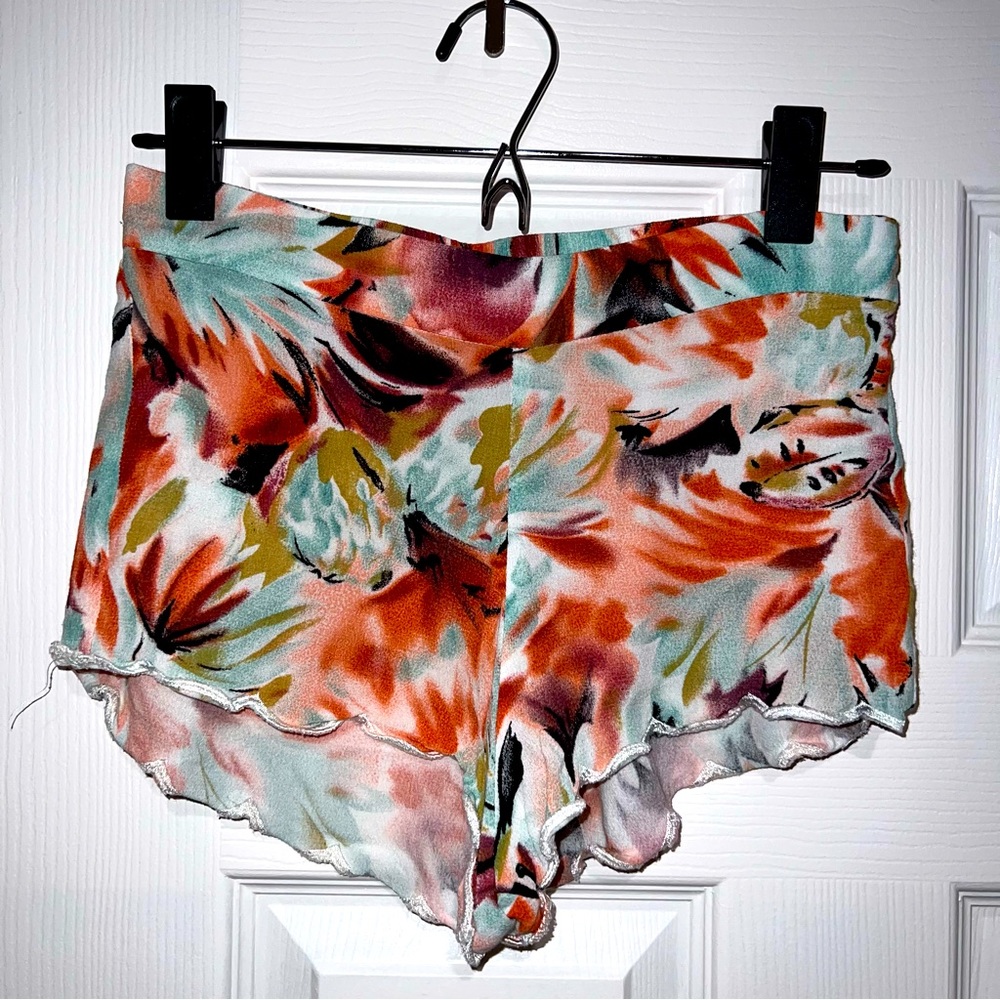 Arnhem Resort Scallop Trim Hipster Festival Beach Cheeky Shorts